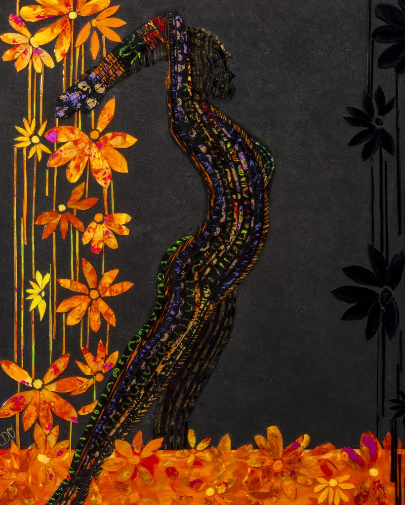 La femme sculpture et la guirlande de fleurs